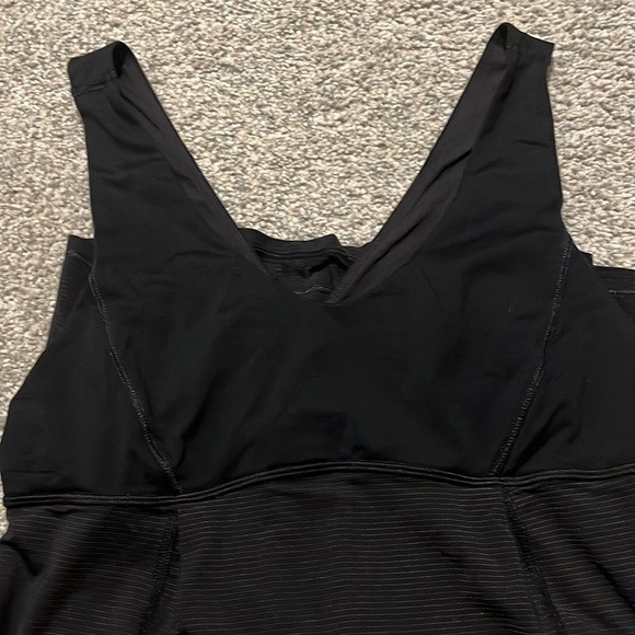 Vintage Lululemon Tank - Picture 4 of 5